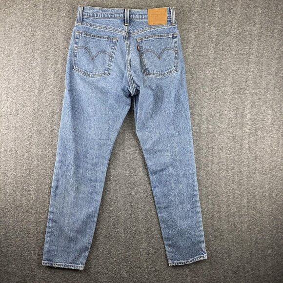 Levis Wedgie Tapered Jeans Womens 26x27 Blue Medium Wash Slim Stretch - Picture 4 of 14
